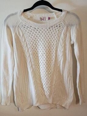 SO Cream Cable Knit Crewneck Sweater